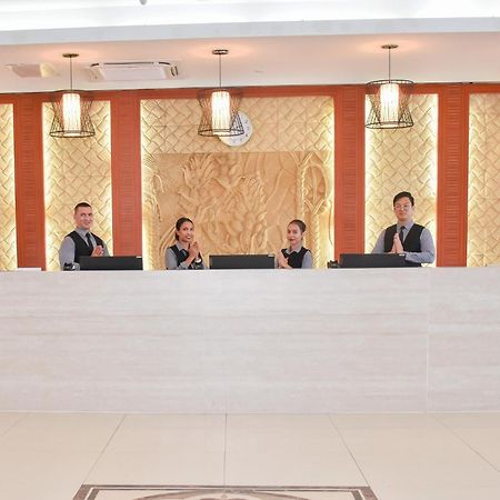 Timor Plaza Hotel & Apartments Дили Экстерьер фото