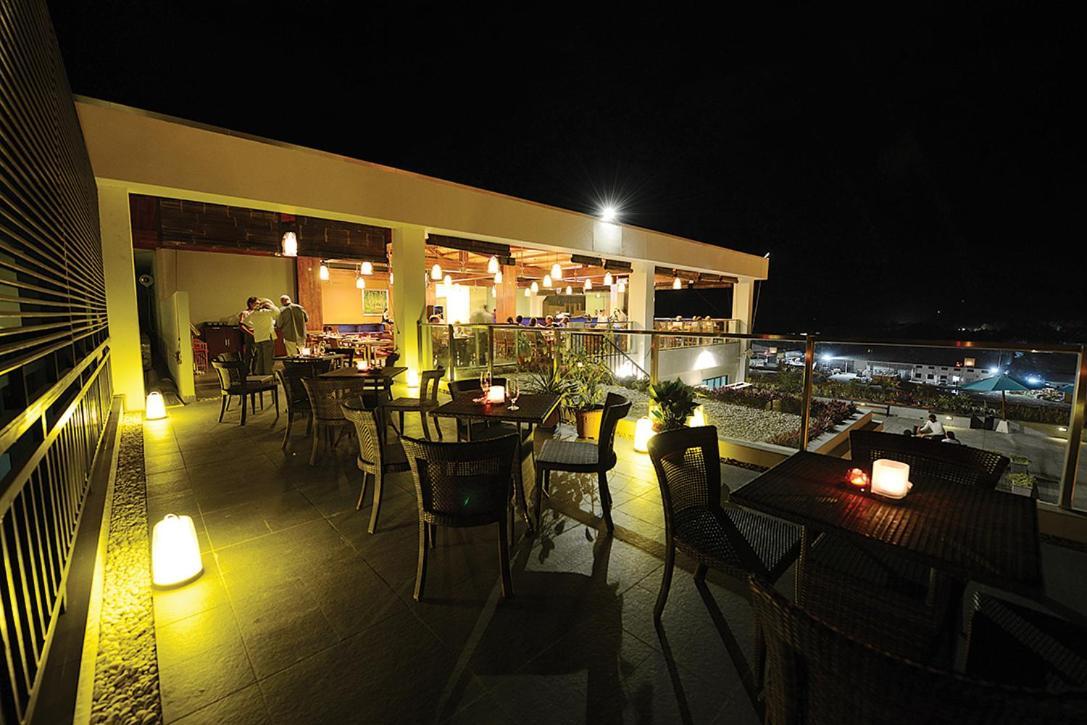 Timor Plaza Hotel & Apartments Дили Экстерьер фото